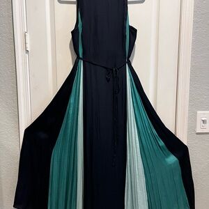 Elegant Navy and Teal Maxi Dress